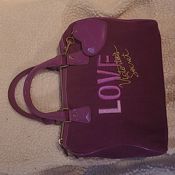 Victoria's Secret small duffle Boston bag purple patent leather and corduroy - Picture 2 of 5